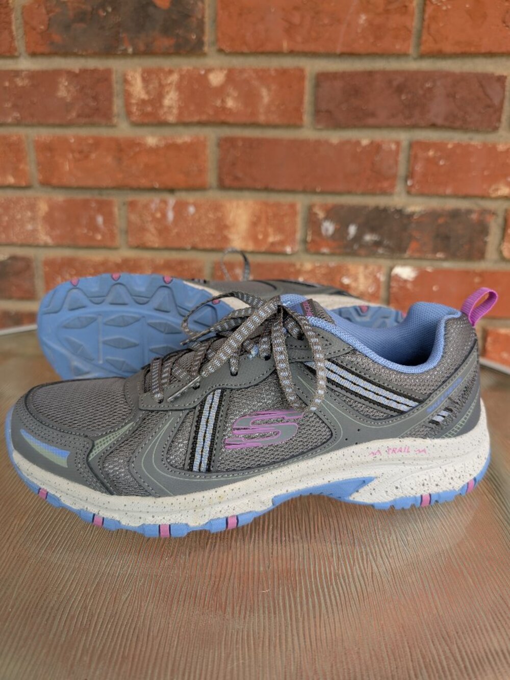 Women's Skechers Trail Grey Walking Shoes Size 8